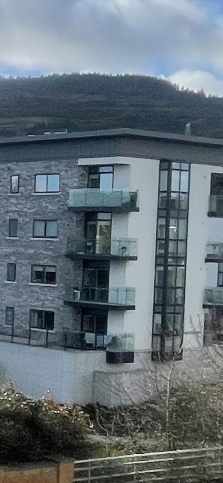Modern Sandyford Bedroom Exterior foto